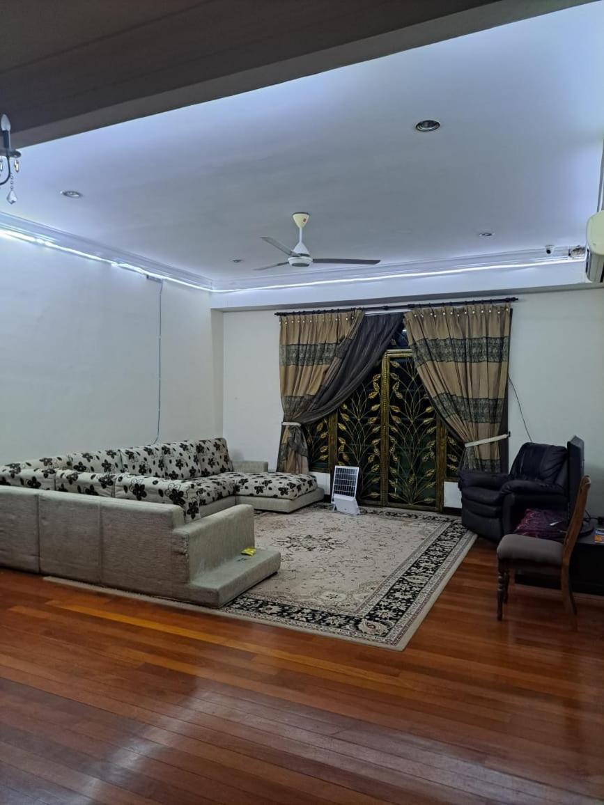 سيبانغ Villa Shamir المظهر الخارجي الصورة